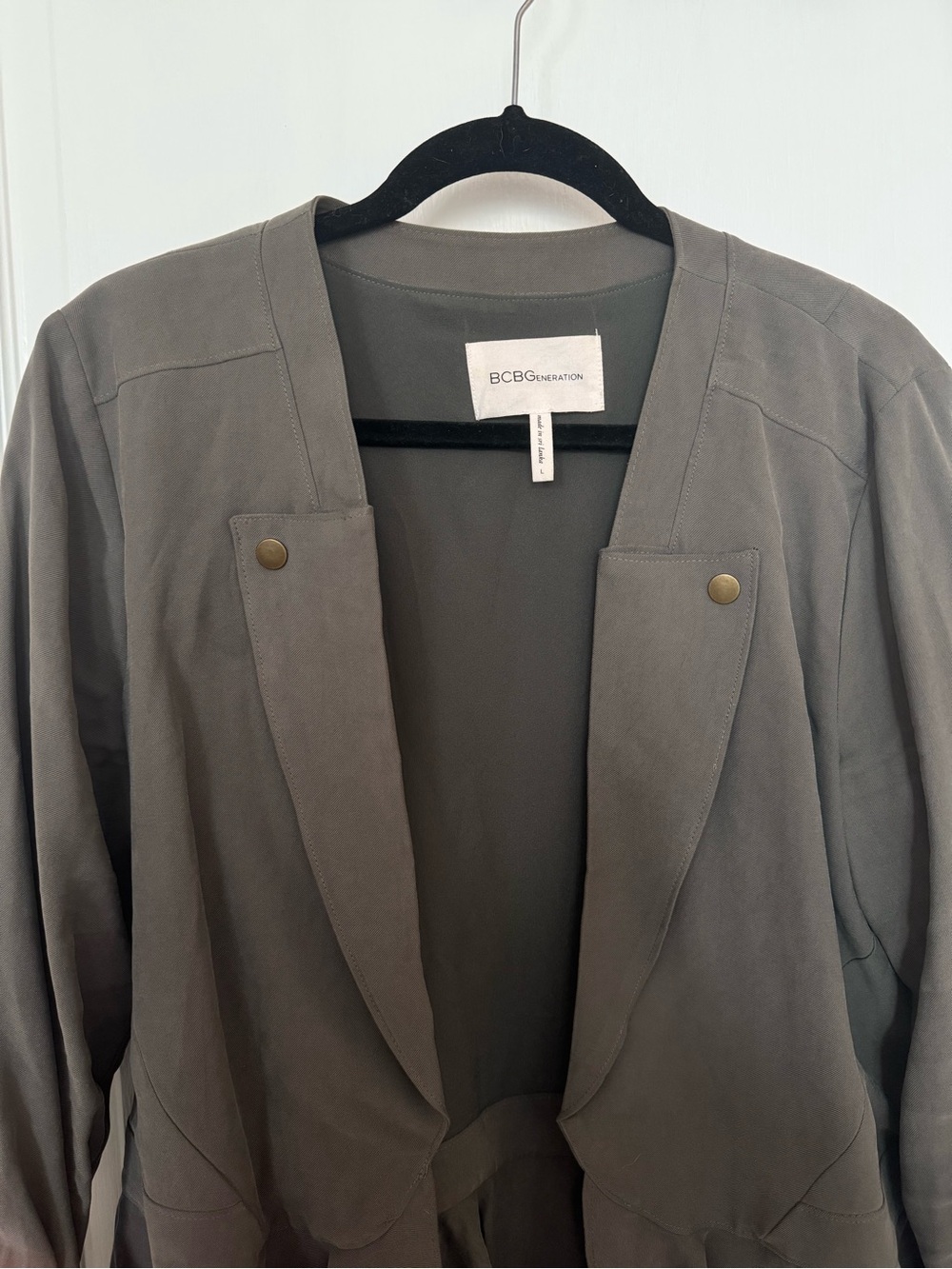 BCBGeneration Olive Ruffle Hem Open-Front Blazer - Picture 3 of 4